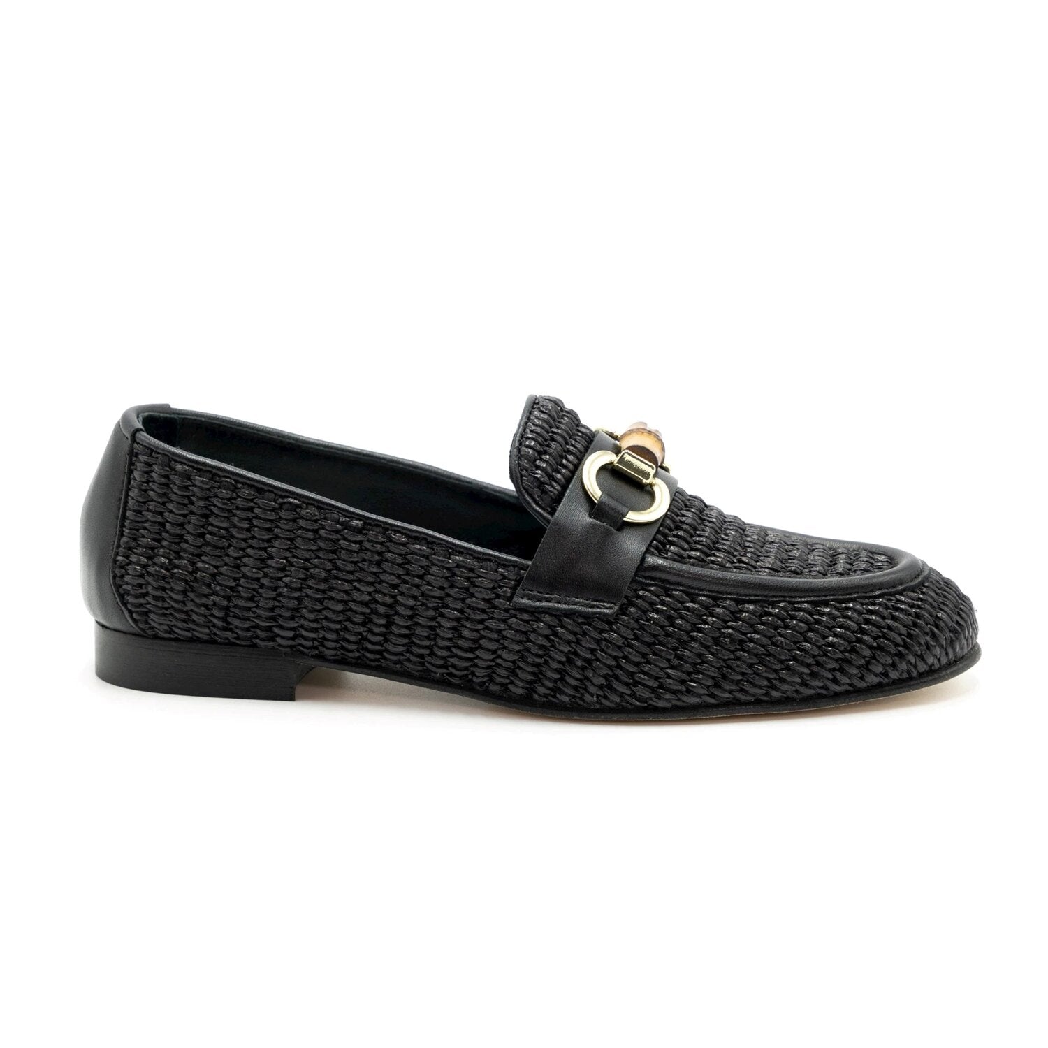 JJA6%20NERO_42070-0000.jpg